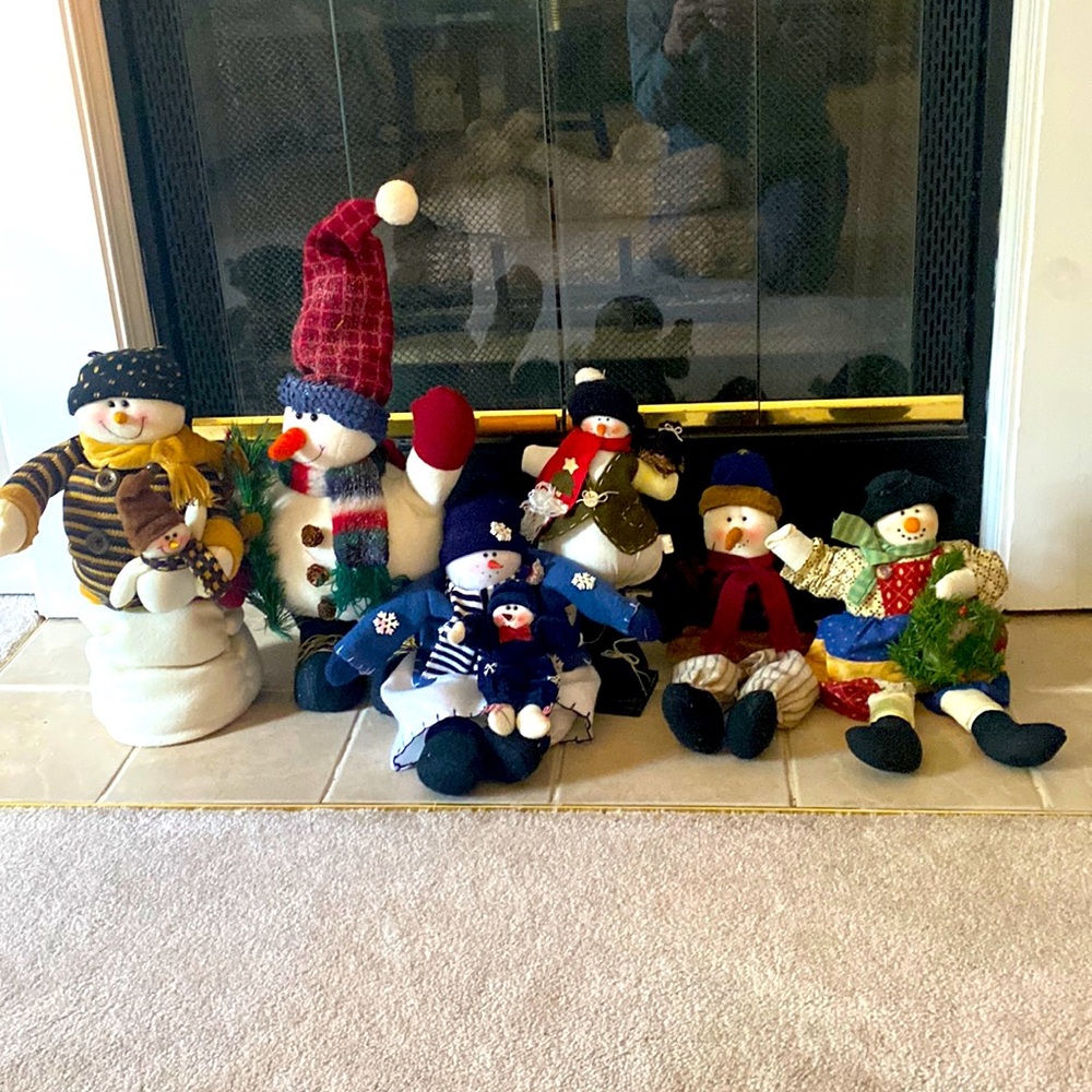SNOW BABIES!  Each has their own character and personality. Total of 7